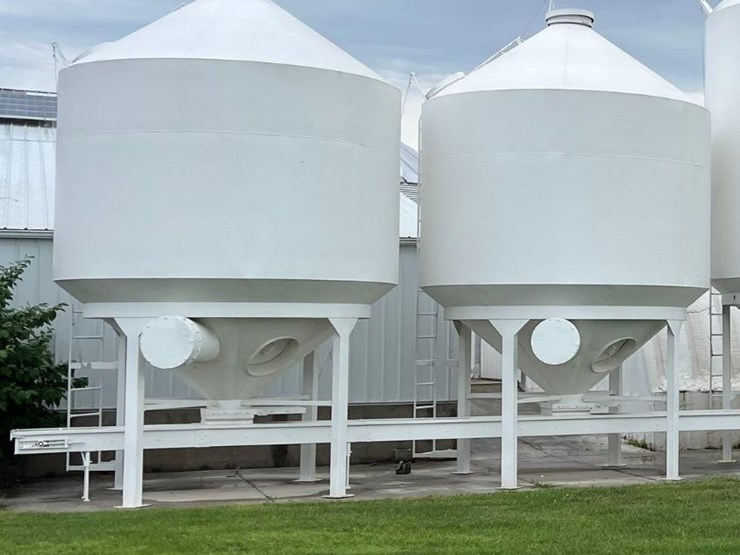 2---friesen-bulk-seed-bins-(jn2690-&-jn2691)-image-5