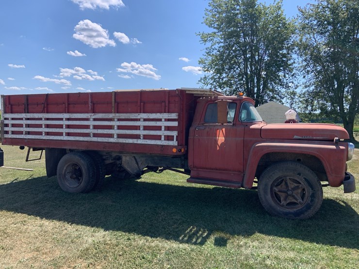 1958-ford-single-axle-grain-truck-image-5