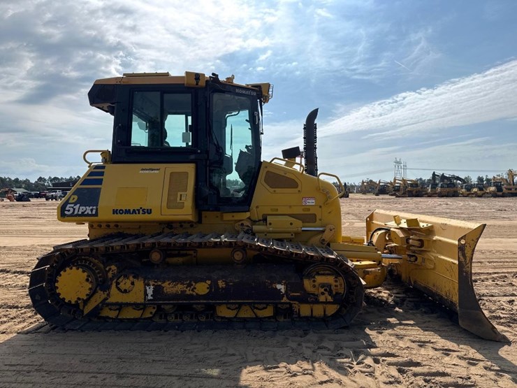 2019-komatsu-d51px-24-image-5