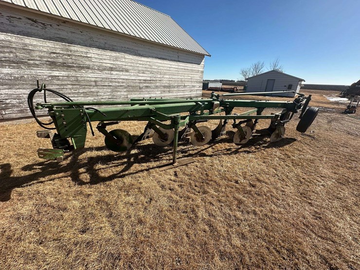 john-deere-model-1350f1450-plow,-5-bottom,-2pt-hookup-image-7