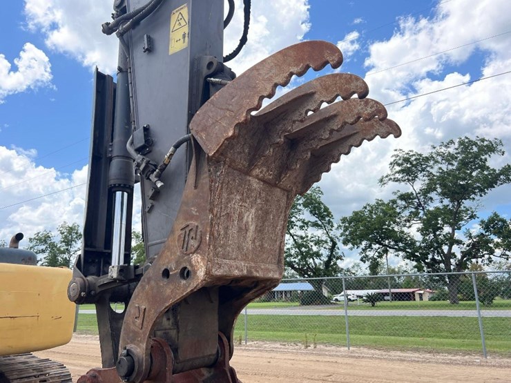 2017-volvo-ec250el-image-23