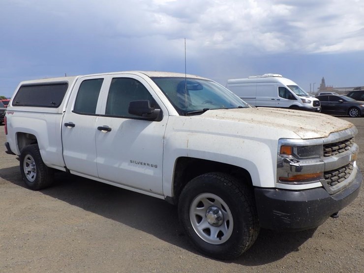 2016-chevrolet-1500-image-3