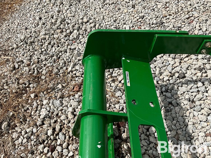 john-deere-7000-image-16