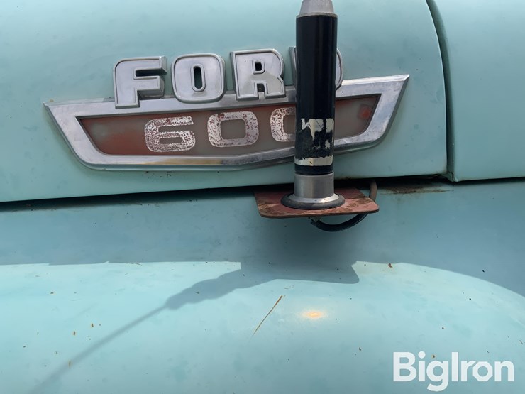 1965-ford-f600-image-11