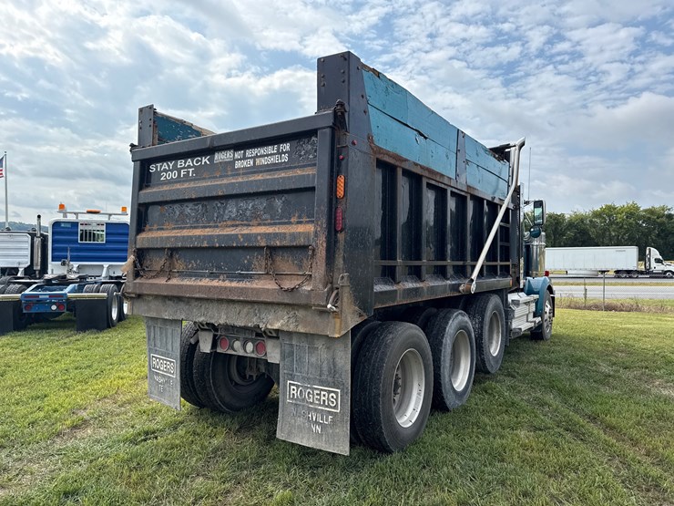 western-star-4900-image-3
