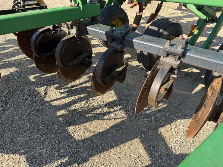john-deere-2700-image-13