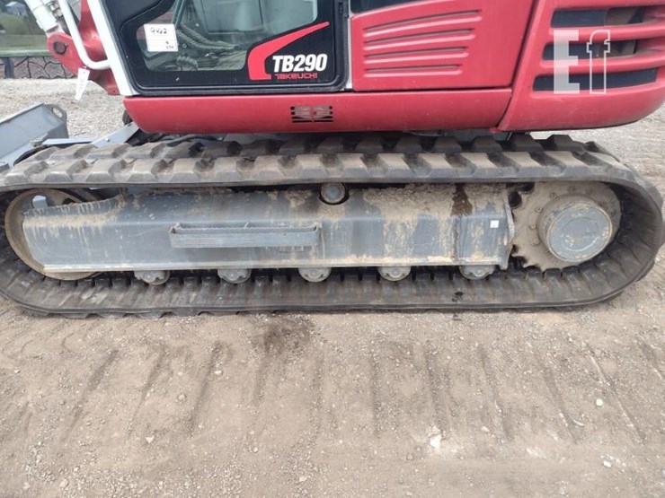 2022-takeuchi-tb290-image-26