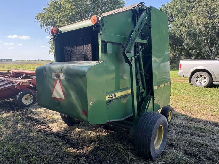 john-deere-435-image-5