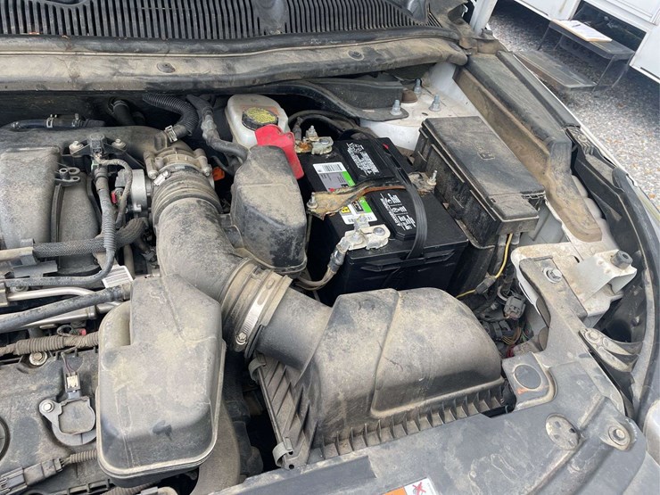 2018-ford-explorer-image-29