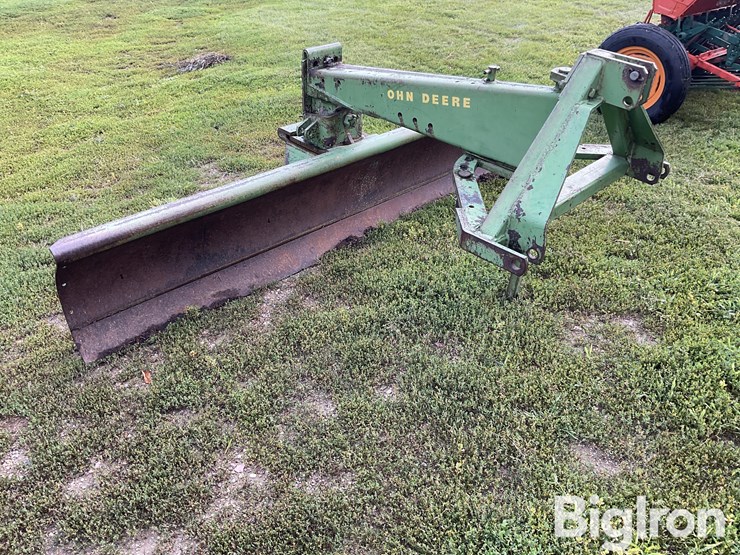 john-deere-115-image-3
