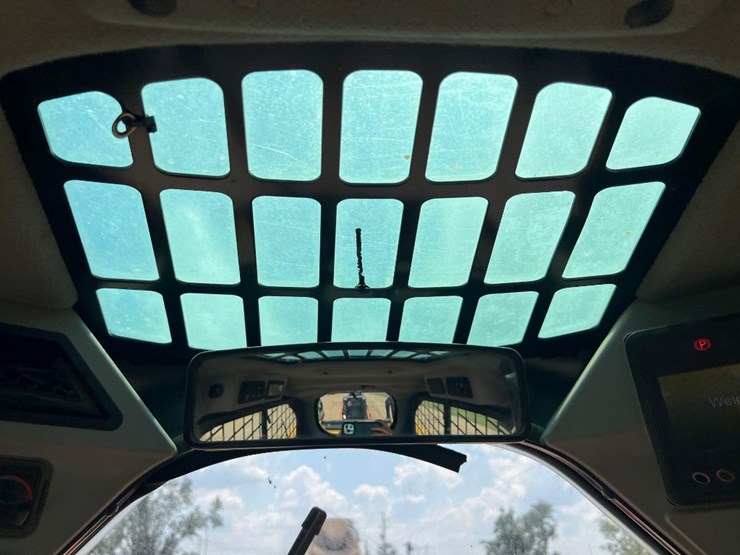 2019-caterpillar-289d3-image-29