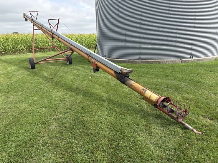 koyker-super-75b-grain-auger,-7.5”x51’,-15”-tires,-540-pto-image-2