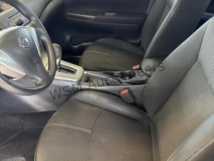 2014-nissan-sentra-sdn-image-20