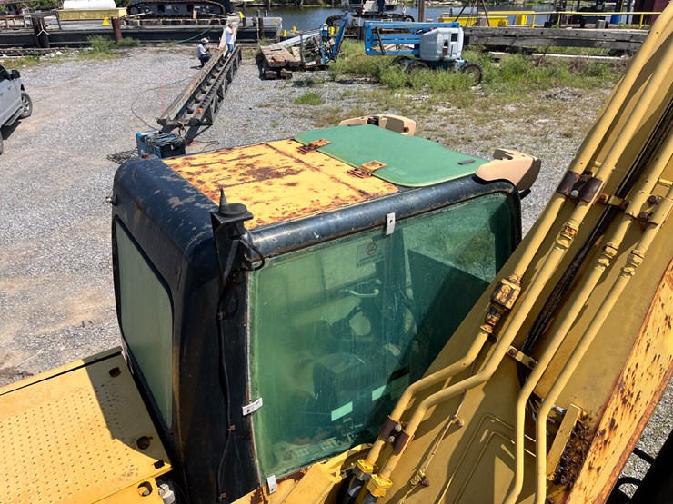 2008-caterpillar-324d-image-26