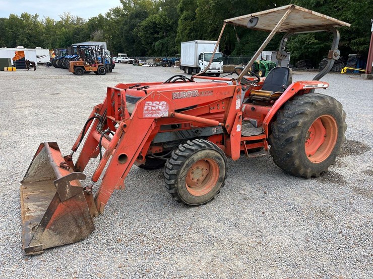 kubota-l4310-image-2