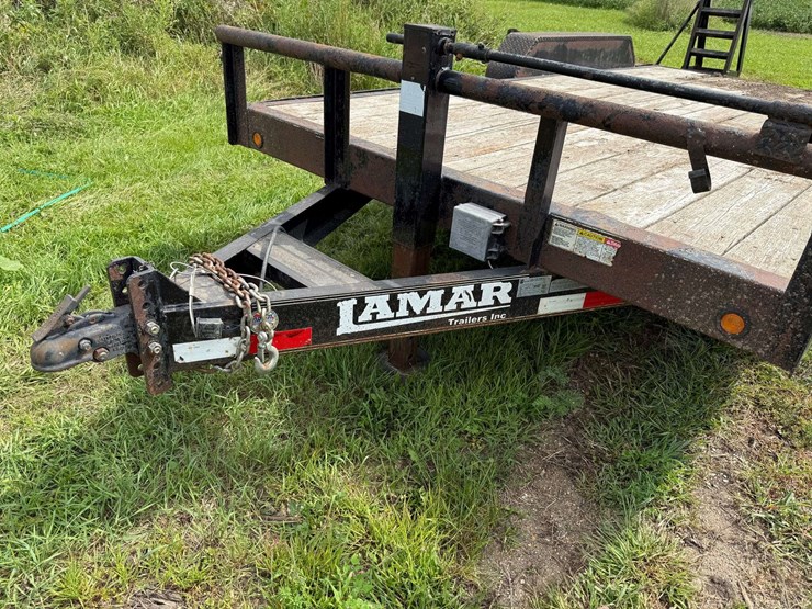 lamar-14’-tandem-axle-trailer,-2’-beavertail,-83”-wide,-5’x16”-steel-ramps,-8-bolt-hubs,-2-5/16”-bal-image-13