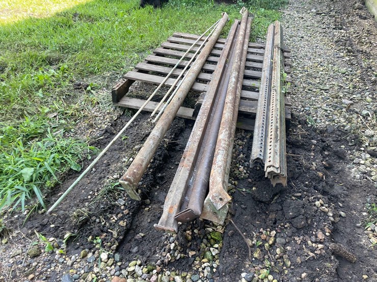 fence-brace-post-image-1
