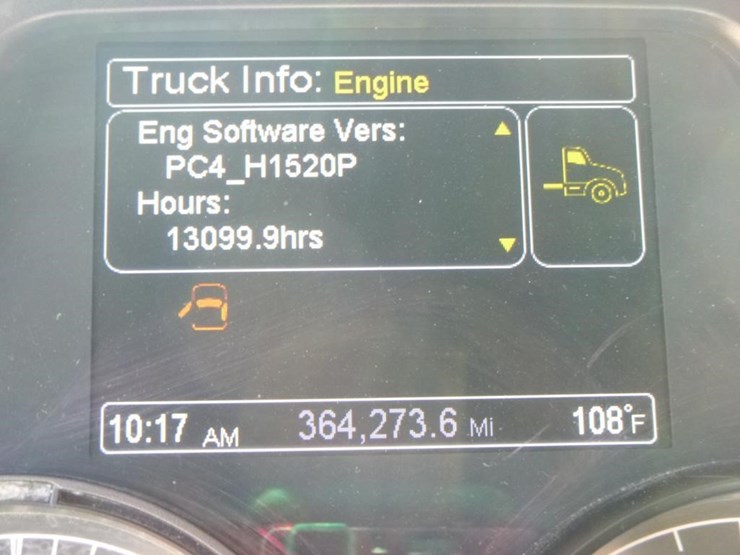 2020-peterbilt-567-image-32