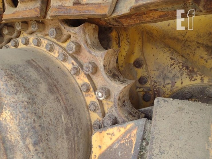 2004-komatsu-d65ex-15-image-32