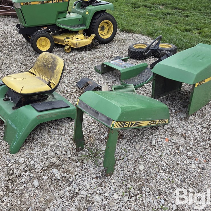 JOHN DEERE LA