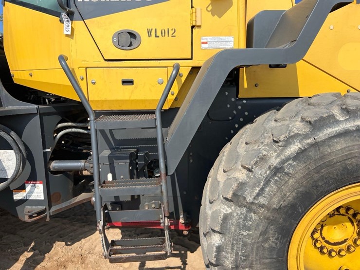 2019-komatsu-wa320-8-image-19