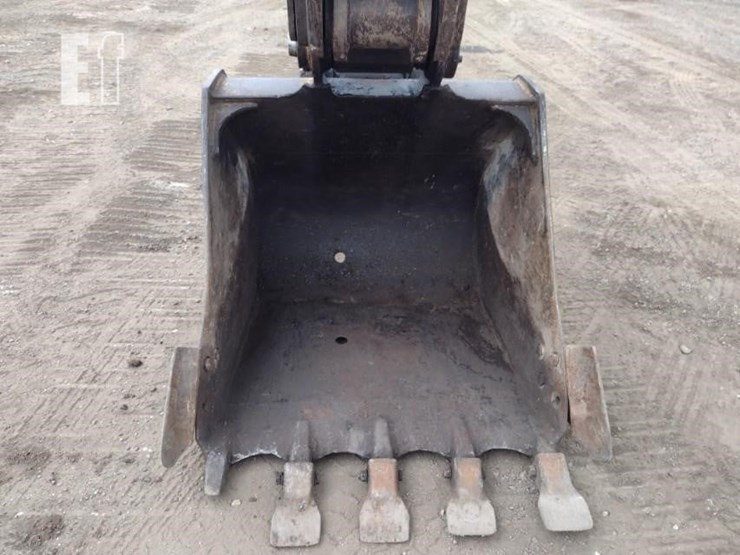 caterpillar-312-image-17