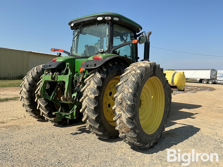 2013-john-deere-8235r-image-5