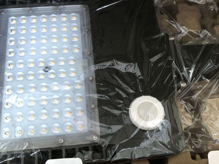 qty(6)exterior-led-motion-sensor-lights-image-3