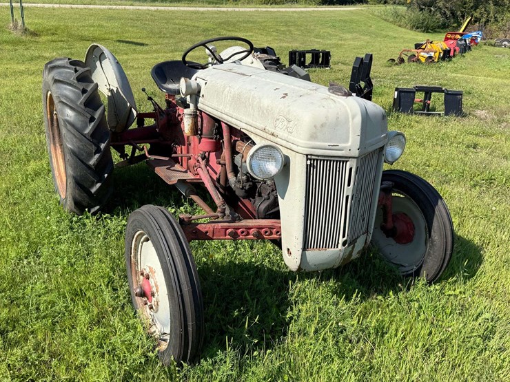 ford-8n-image-1