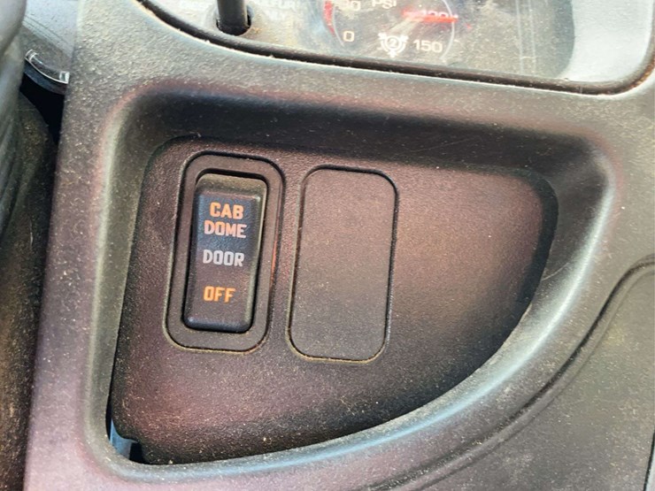 2015-navistar-prostar-day-cab---automatic-transmission-image-16