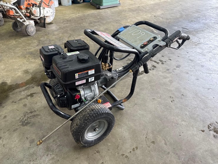 simpson-4000-psi-pressure-washer-image-1