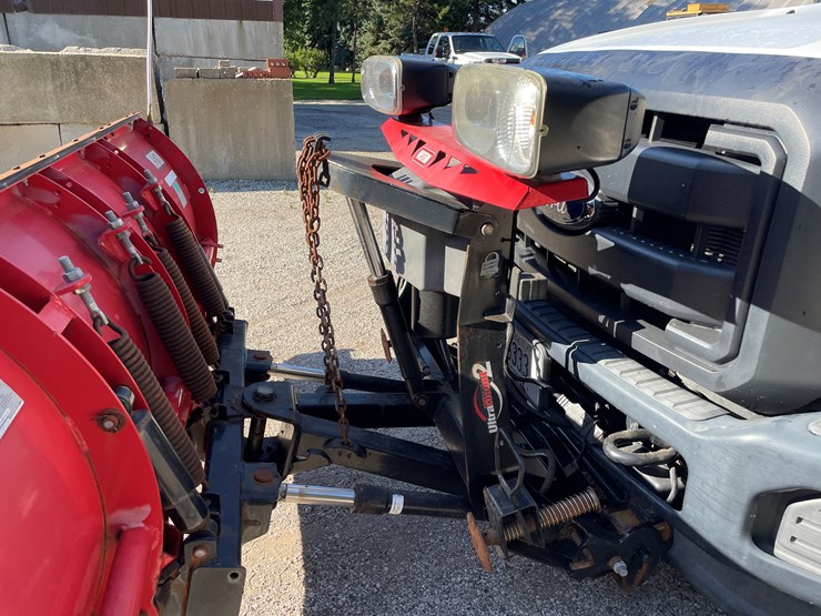 2016-ford-f250-xl-image-10