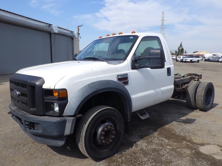 2008-ford-f550-image-1