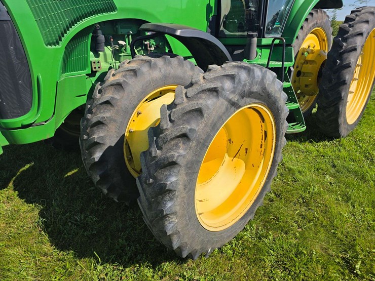 2004-john-deere-8320-image-25