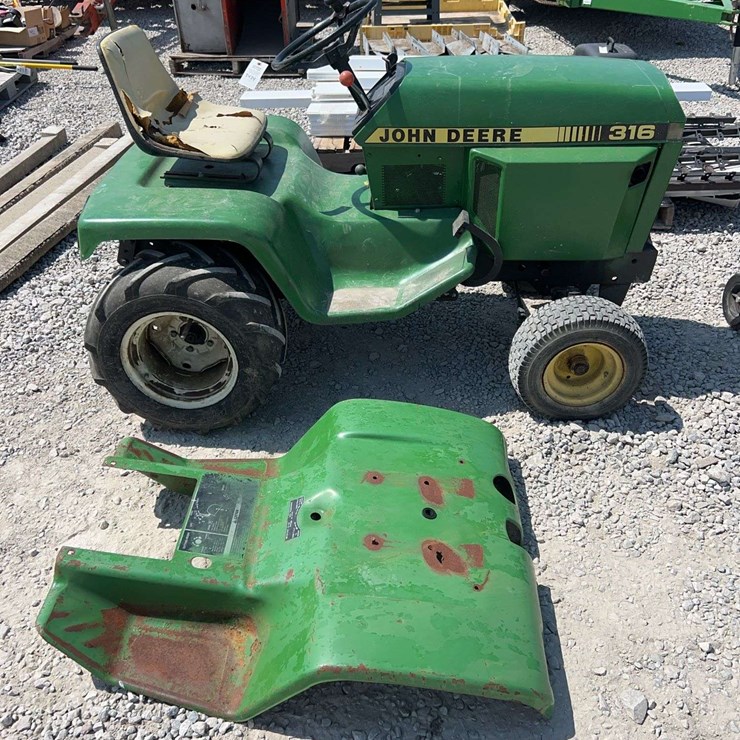 JOHN DEERE 316