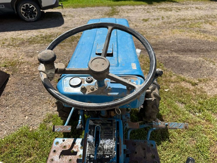 ford-1210-image-9
