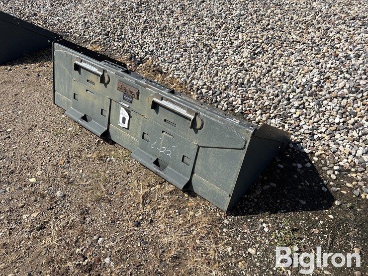 bobcat-74”-heavy-duty-skid-steer-bucket-image-5