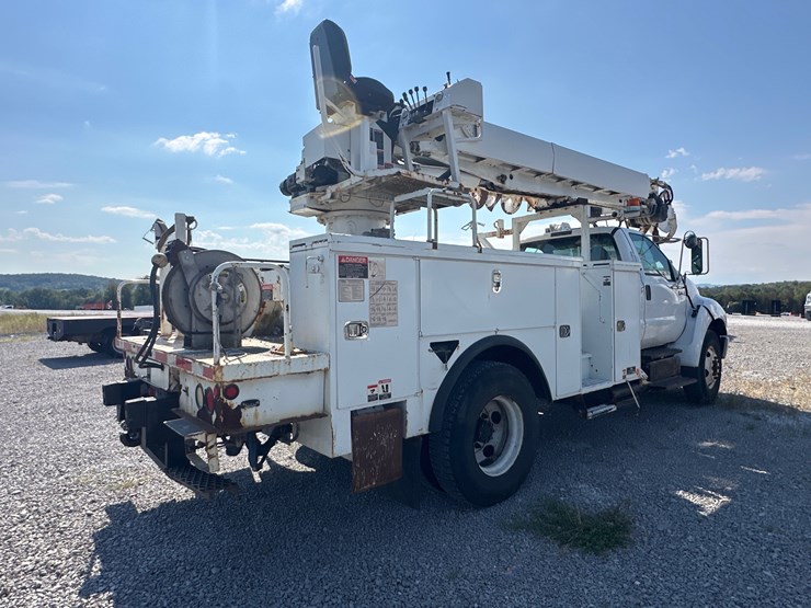 ford-f750-xl-image-4