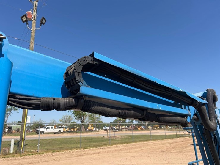 2005-genie-z-34/22-electric-telescopic-manlift-image-14