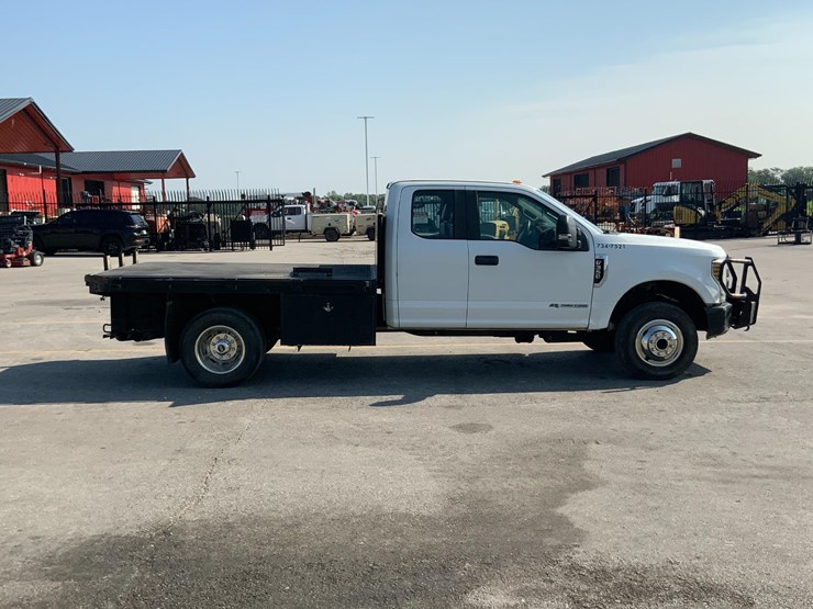 2017-ford-f350-xl-image-16