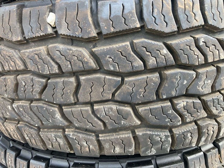 ford-6-bolt-rims-and-lt265/70r17-cooper-discover-at3-tires---set-of-4-image-5
