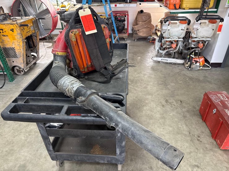 redmax-eb6200-backpack-blower-support-equipment-image-3