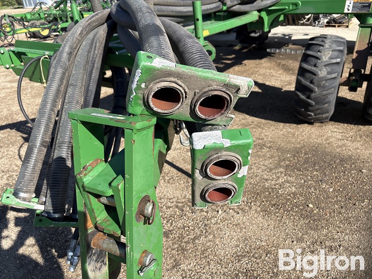 2009-john-deere-1910-image-10
