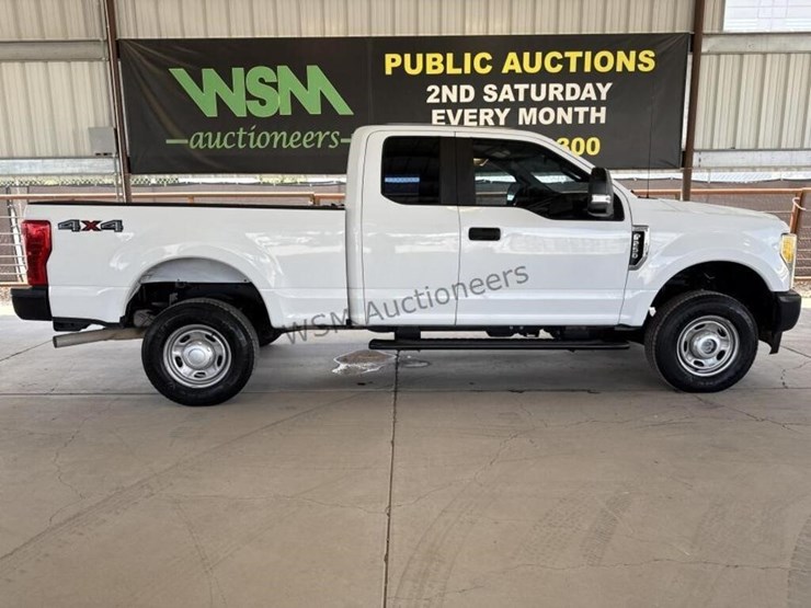 2017-ford-f250-image-1