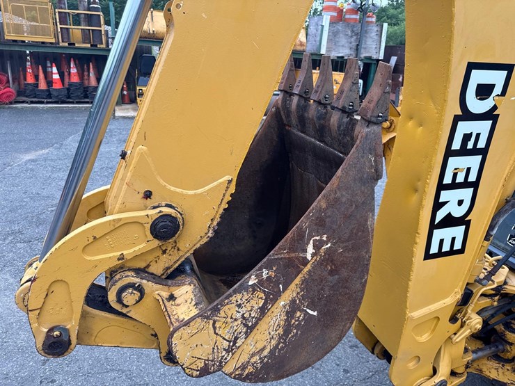 deere-310-image-7