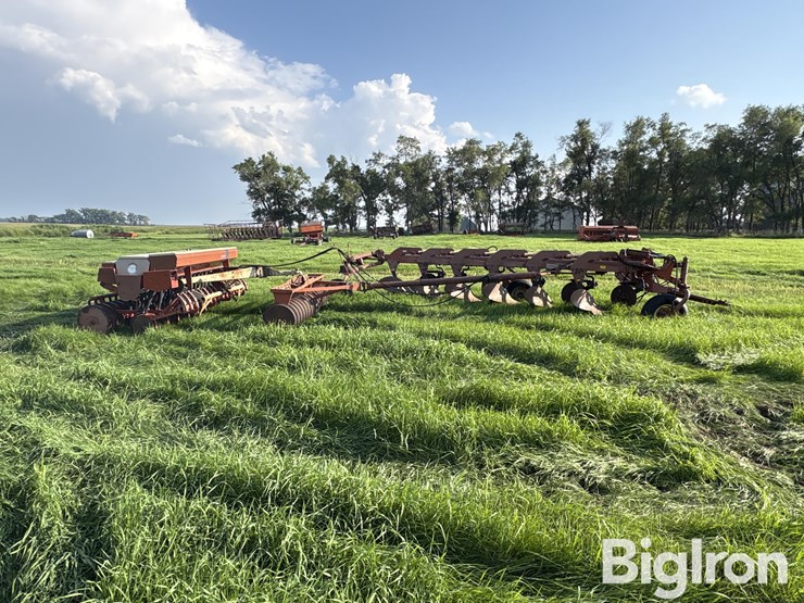 morris-/-melroe-6-bottom-plow-packer-drill-image-4