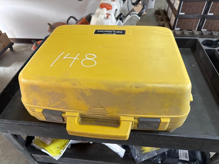 topcon-tp-l4-pipe-laser-survey-equipment-image-1
