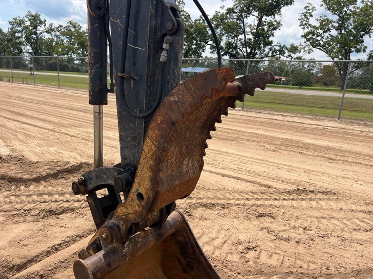 2018-deere-50g-image-11