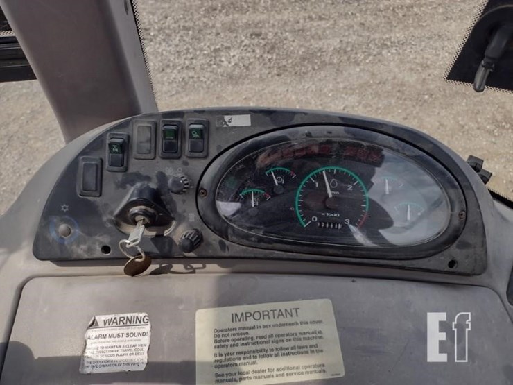 2003-case-580m-image-10