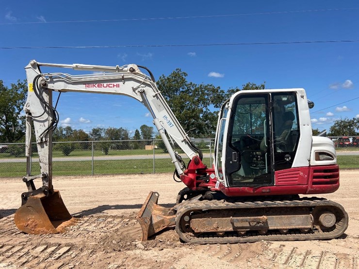 2018-takeuchi-tb290-image-1